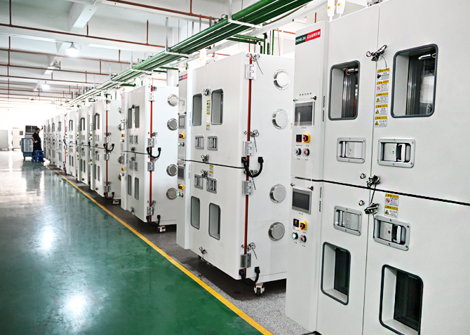 防爆型高低温试验箱